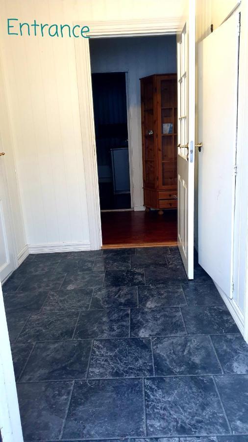 The Grey House Apartment Liland  ภายนอก รูปภาพ